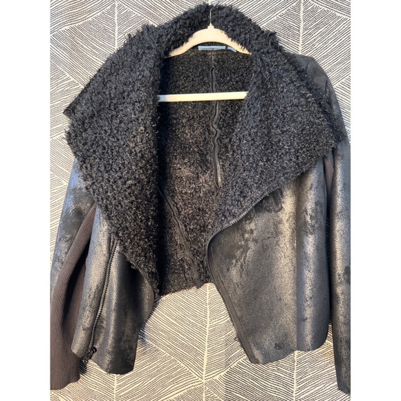 Vera Wang Black Distressed Metallic Faux Shearling Jacket Asymmetrical Zip Sz XS - Picture 4 of 11